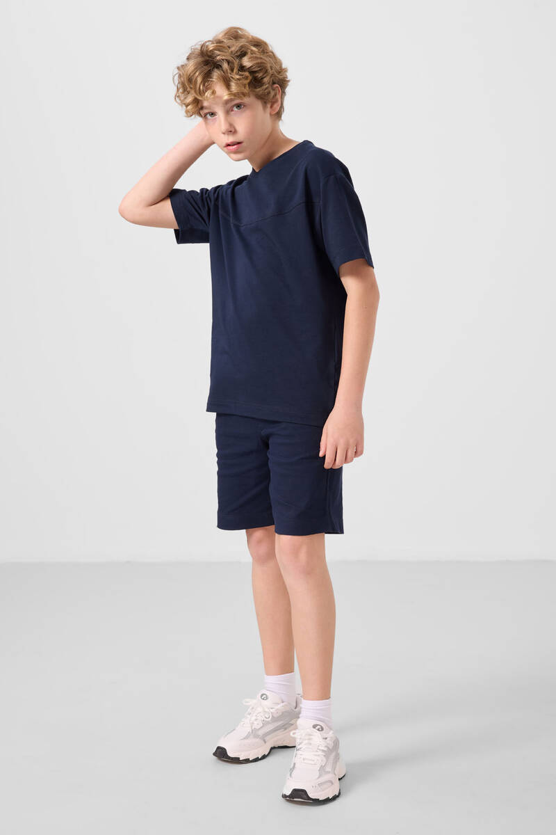 TOMMYLIFE - Tommylife Toptan Pamuklu Oversize Fit Dokuma Hafif Esnek Chino Erkek Çocuk Şort Takım 11279 Lacivert