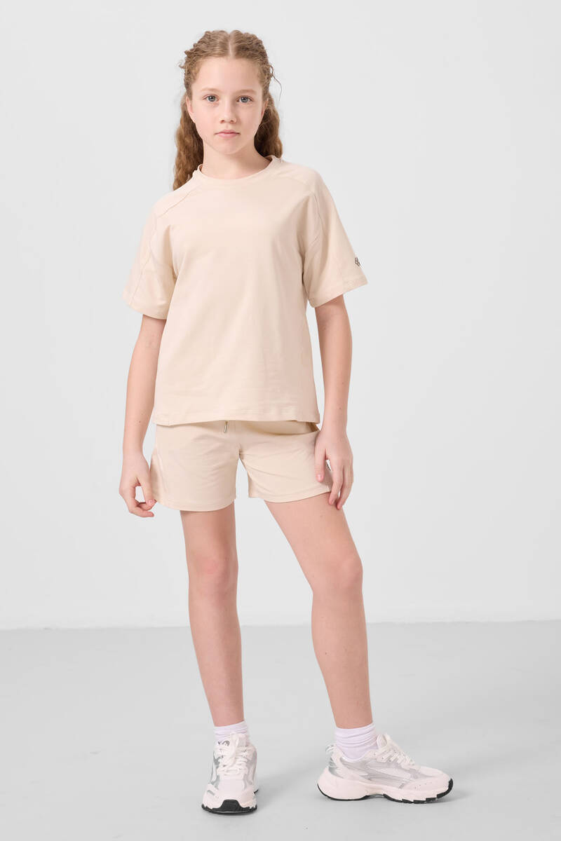 TOMMYLIFE - Tommylife Toptan Pamuklu Yumuşak Dokulu Standart Fit Basic Kız Çocuk Şort Takım 75184 Bej