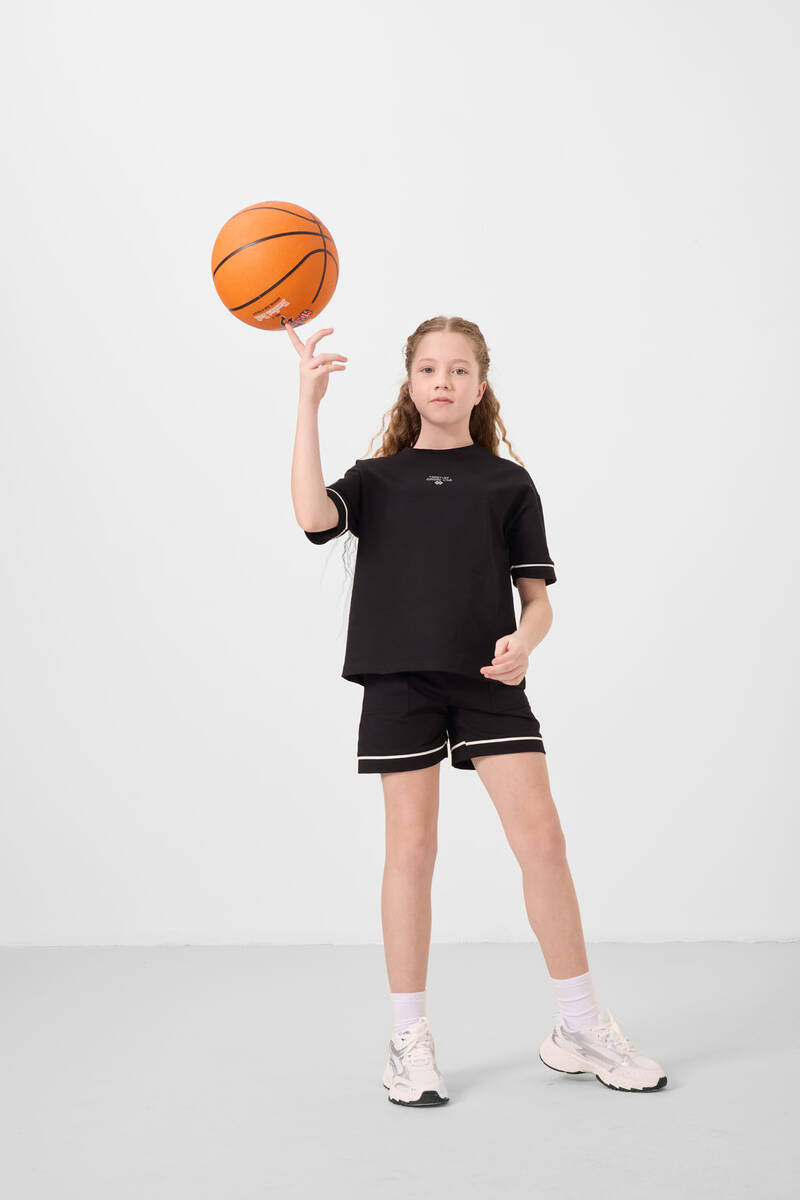 TOMMYLIFE - Tommylife Toptan Pamuklu Yumuşak Dokulu Standart Fit Basic Kız Çocuk Şort Takım 75183 Siyah