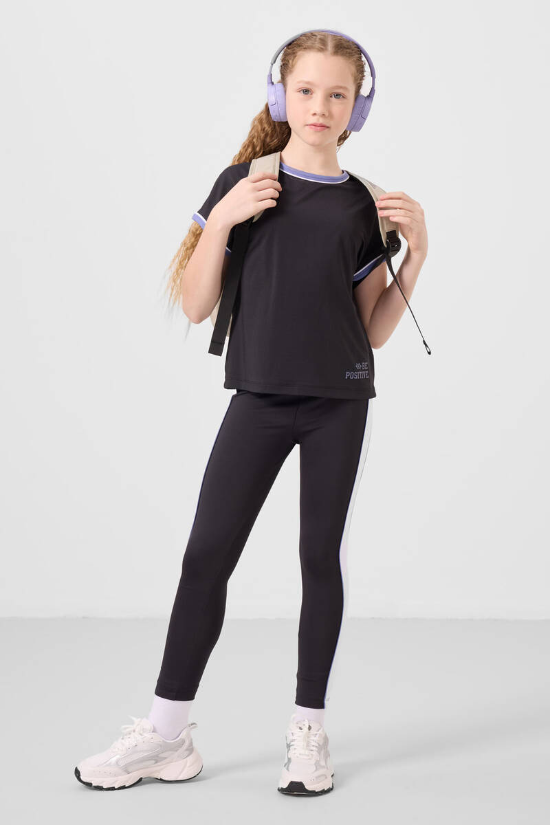 TOMMYLIFE - Tommylife Toptan O Yaka Yan Şerit Detaylı Standart Fit Performans Kız Çocuk Tayt Takım 75191 Siyah