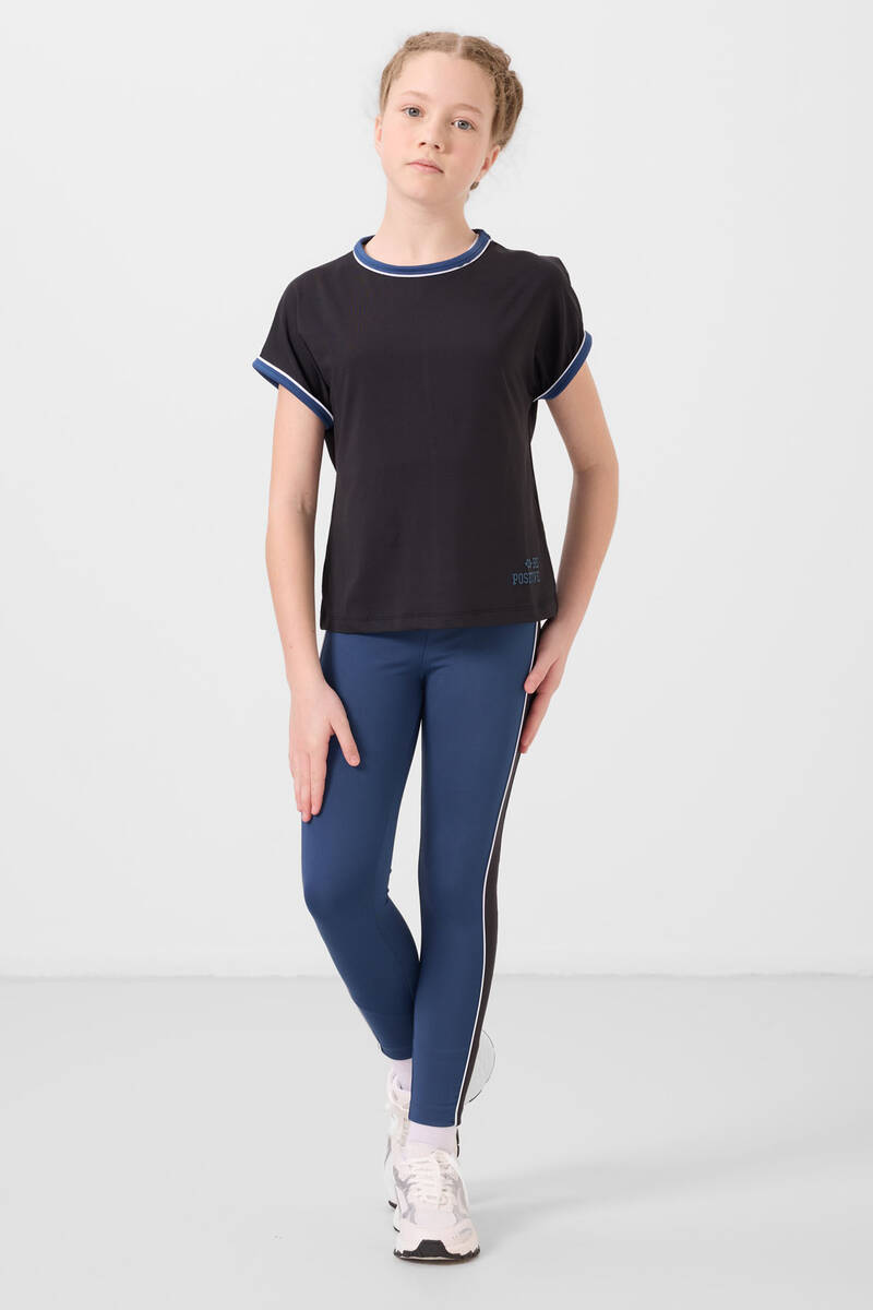 TOMMYLIFE - Tommylife Toptan O Yaka Yan Şerit Detaylı Standart Fit Performans Kız Çocuk Tayt Takım 75191 Siyah Parlament