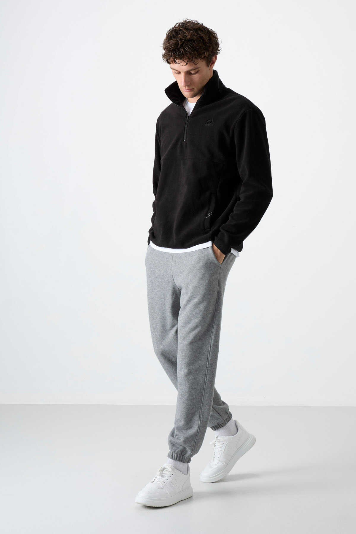 Tommylife Toptan Dik Yaka Dar Kalıp Yarım Fermuar Erkek Polar Sweatshirt 87891 Siyah - 4