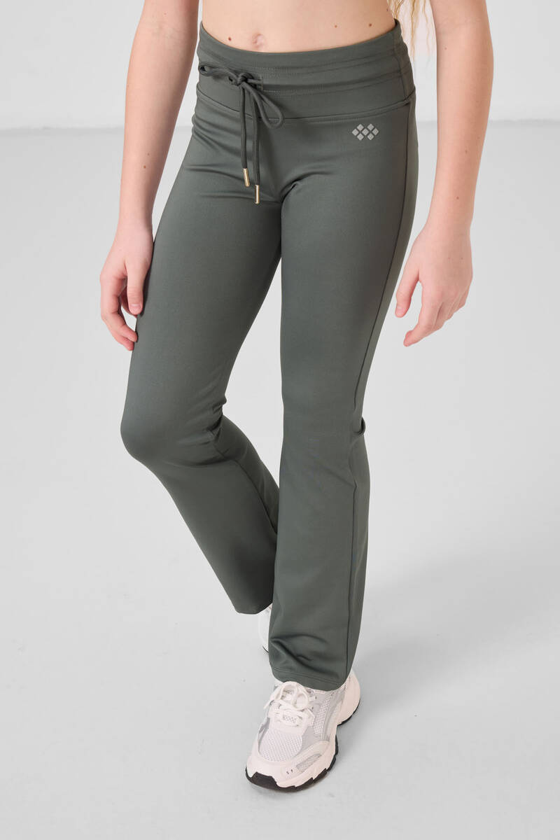 TOMMYLIFE - Tommylife Toptan Esnek Standart Fit Basic Performans İspanyol Paça Kız Çocuk Tayt 75193 Haki