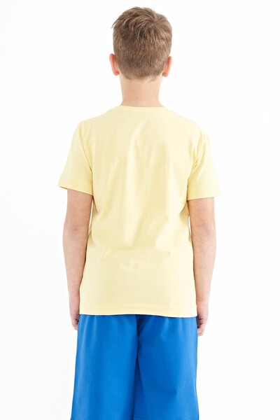 Tommylife Toptan Garson Boy O Yaka Standart Kalıp Baskılı Erkek Çocuk T-Shirt 11103 Sarı - Thumbnail