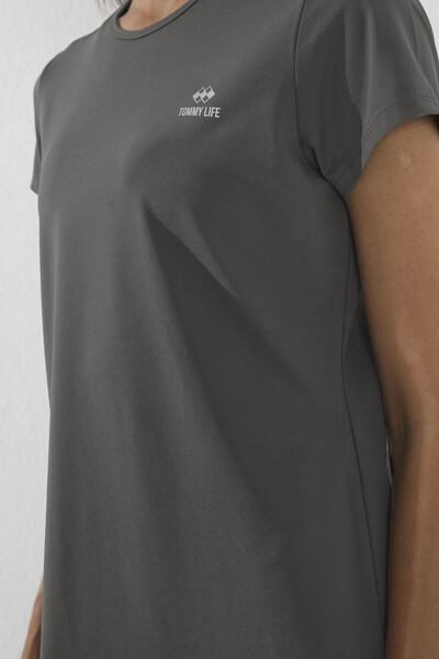 Tommylife Toptan Koyu Gri Basic Kısa Kol Standart Kalıp O Yaka Kadın T-Shirt - 97144 - Thumbnail