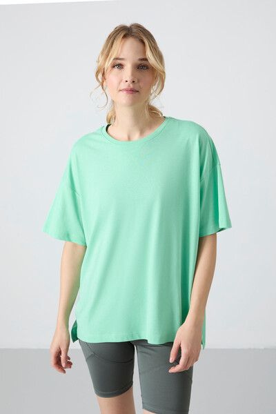 Tommylife Toptan O Yaka Oversize Basic Kadın T-Shirt 97285 Su Yeşili - Thumbnail