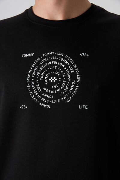 Tommylife Toptan O Yaka Oversize Baskılı Erkek T-Shirt 88324 Siyah - Beyaz - Thumbnail