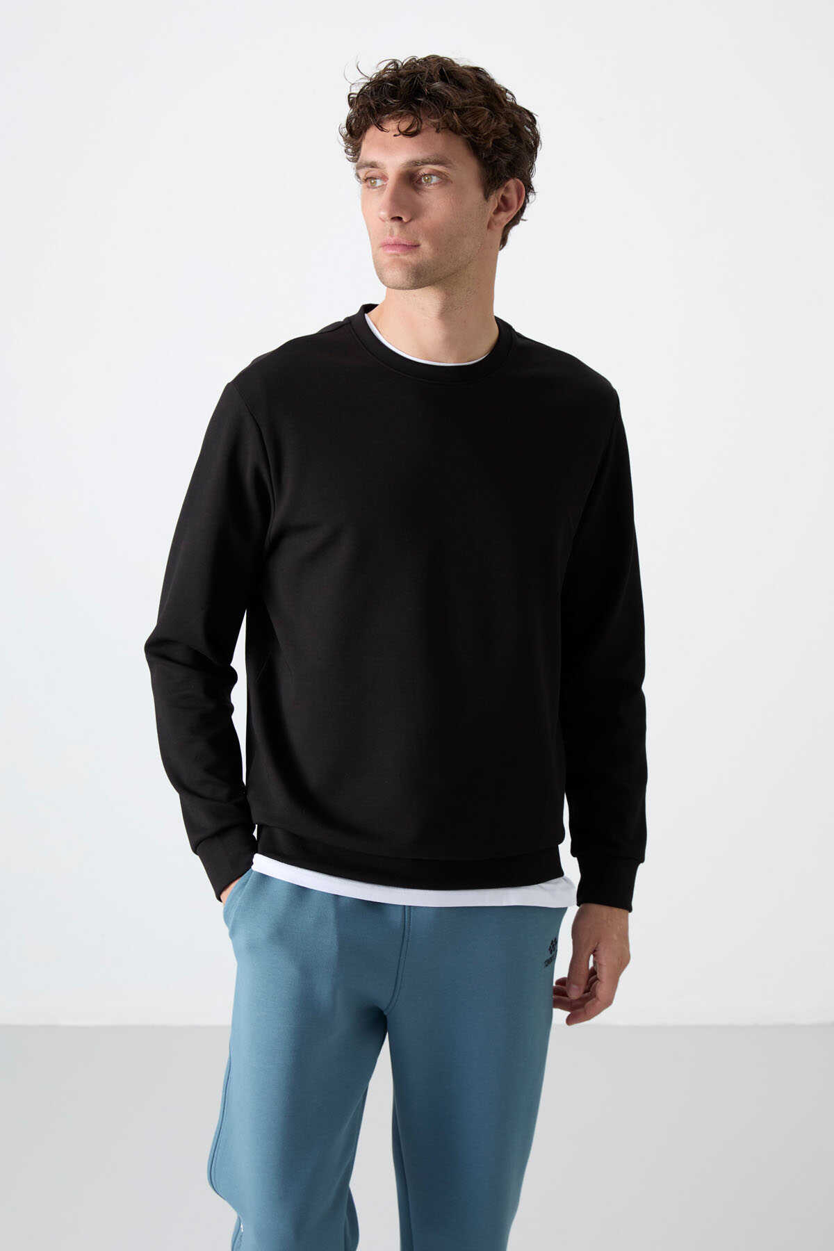 Tommylife Toptan O Yaka Rahat Form Basic Erkek Sweatshirt 88053 Siyah - 1