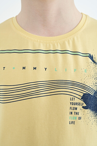 Tommylife Toptan O Yaka Standart Kalıp Baskılı Erkek Çocuk T-Shirt 11133 Sarı - Thumbnail