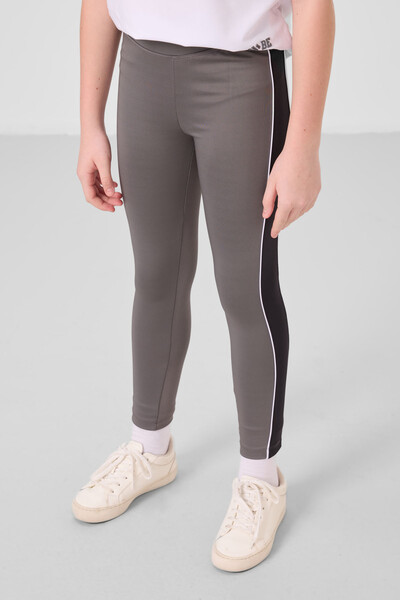 Tommylife Toptan O Yaka Yan Şerit Detaylı Standart Fit Performans Kız Çocuk Tayt Takım 75191 Beyaz Koyu Gri - Thumbnail