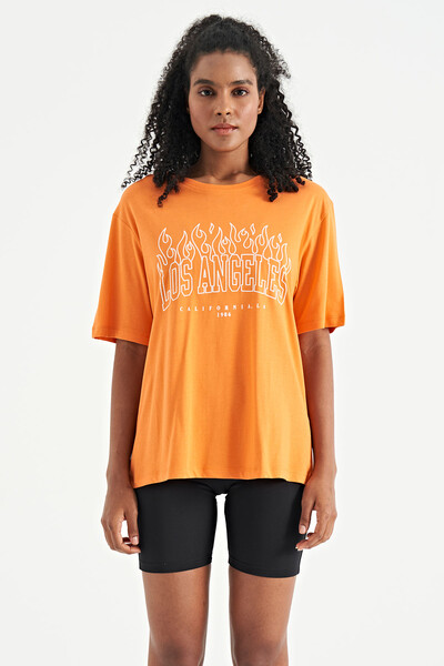 Tommylife Toptan Oranj Baskı Detaylı Oversize O Yaka Basic Kadın T-Shirt - 02181 - Thumbnail