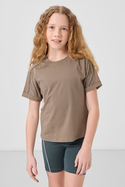 Tommylife Toptan Pamuklu O Yaka Oversize Fit Basic Kız Çocuk T Shirt 75182 Koyu Bej - Thumbnail