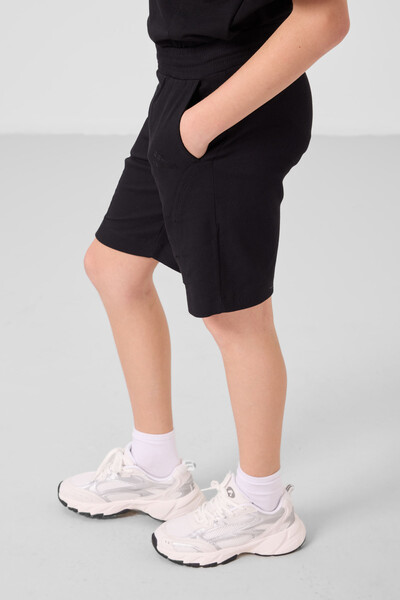Tommylife Toptan Pamuklu Oversize Fit Dokuma Hafif Esnek Chino Erkek Çocuk Şort Takım 11276 Siyah - Thumbnail