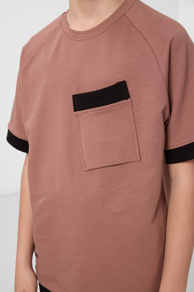 Tommylife Toptan Pamuklu Yumuşak Dokulu Oversize Cep Detaylı Erkek Çocuk T-Shirt 11295 Tarçın - Thumbnail