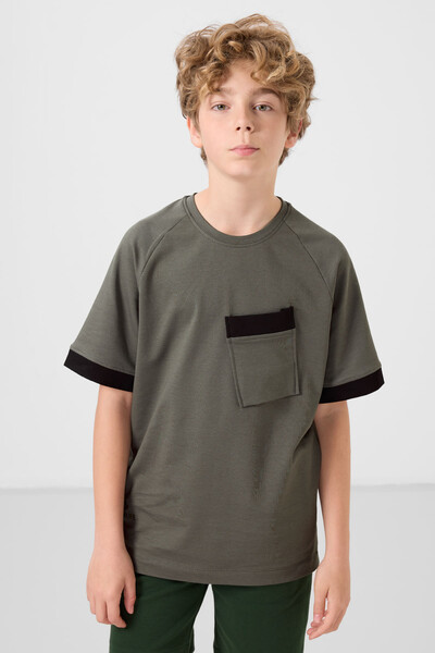 Tommylife Toptan Pamuklu Yumuşak Dokulu Oversize Cep Detaylı Erkek Çocuk T-Shirt 11295 Haki - Thumbnail