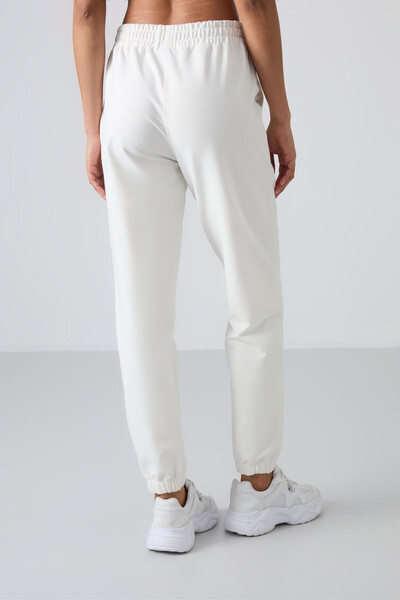 Tommylife Toptan Rahat Form Lastik Paça Kadın Eşofman Alt 94583 Ekru - Thumbnail