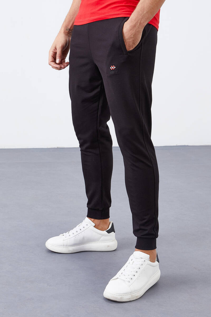 TOMMYLIFE - Tommylife Toptan Siyah Fermuar Cepli Dar Kalıp Jogger Erkek Eşofman Alt - 84343 TOMMYLIFE - Tommylife Toptan Siyah Fermuar Cepli Dar Kalıp Jogger Erkek Eşofman Alt - 84343