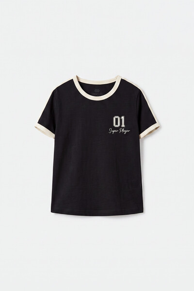 TOMMYLIFE - Tommylife Toptan Siyah Omuz Biye Detaylı Baskılı Kız Çocuk T-Shirt - 75181