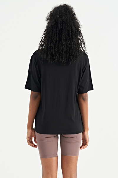 Tommylife Toptan Siyah Yazı Baskılı Düşük Omuzlu Oversize Basic Kadın T-Shirt - 02306 - Thumbnail