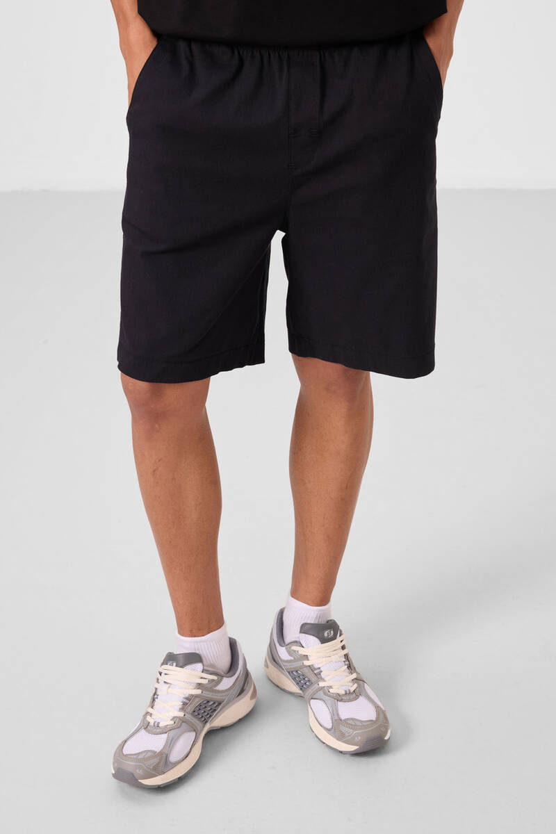 TOMMYLIFE - Tommylife Toptan Standart Fit Dokuma Hafif Esnek Chino Erkek Şort 81293 Siyah