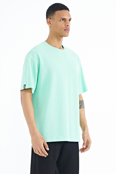 Tommylife Toptan Su Yeşili Kol Arma Detaylı Basic Oversize Erkek T-Shirt - 88193 - Thumbnail