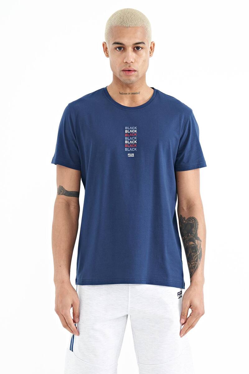 TOMMYLIFE - Tommylife Toptan Tylor O Yaka Standart Kalıp Baskılı Erkek T-Shirt 88227 İndigo