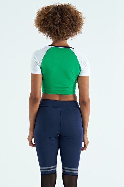 Tommylife Toptan Yeşil Renk Bloklu Logo Baskılı O Yaka Dar Kalıp Kadın Crop T-Shirt - 97270 - Thumbnail