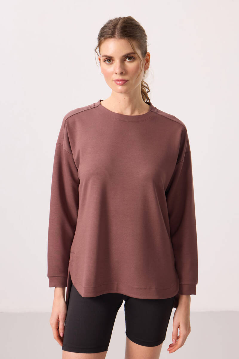 TOMMYLIFE - Tommylife Toptan Yumuşak Dokulu O Yaka Rahat Form Kadın Tunik Sweatshirt - 97305 Kahverengi