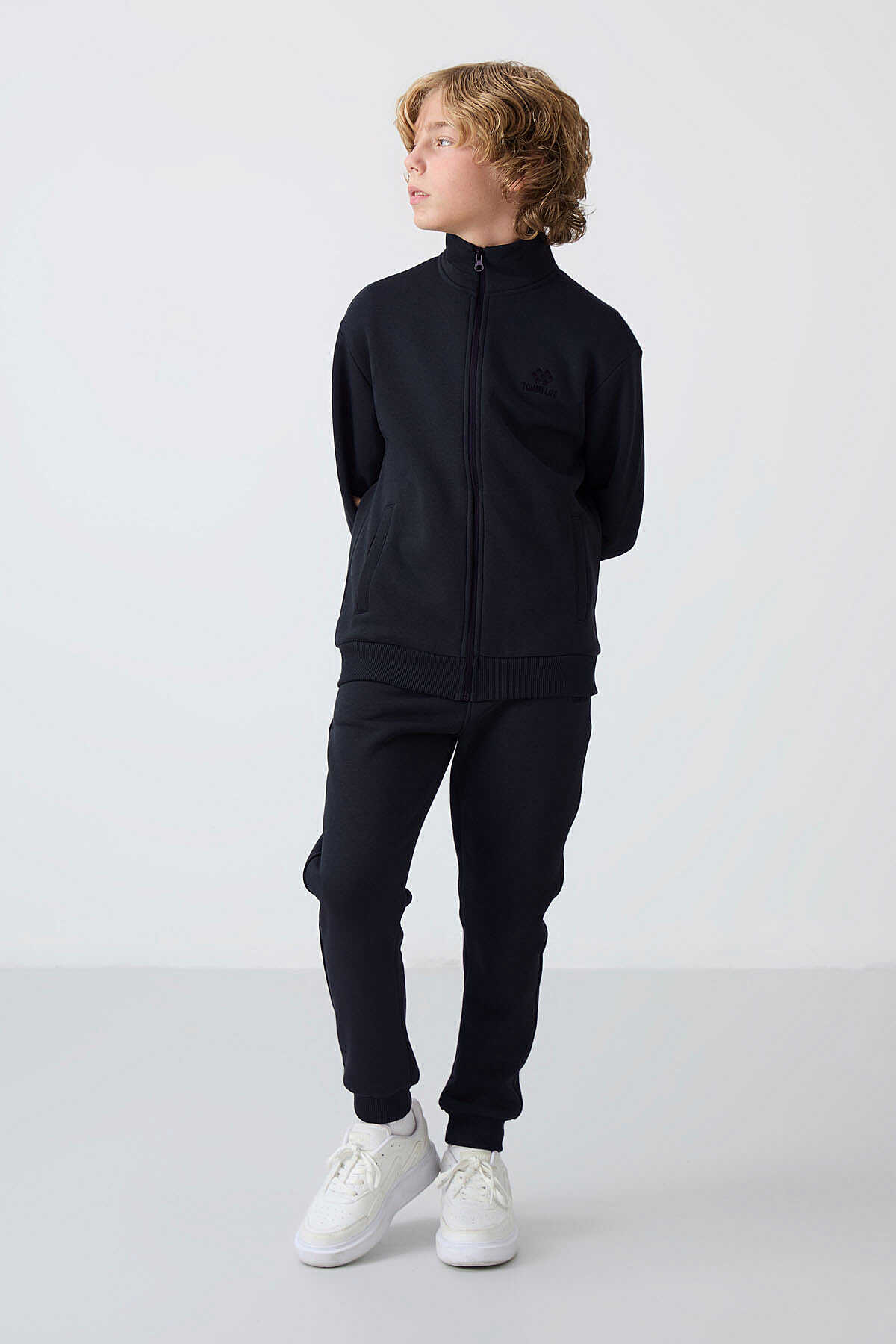 Tommylife Wholesale 3-9 Age Stand Collar Boys' Tracksuit Set 11256 Soft Cherry - Black - 1