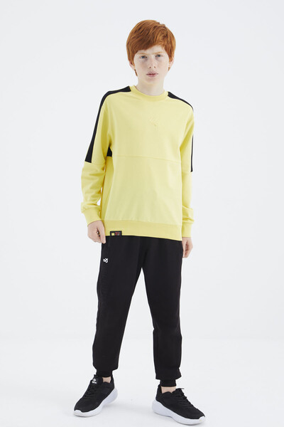 Tommylife Wholesale 7-15 Age Crew Neck Standard Fit Basic Boys' Sweatshirt 11182 Yellow - Thumbnail