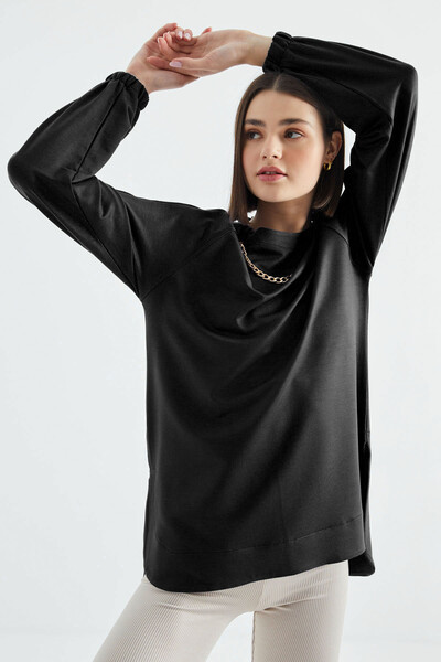 Tommylife Wholesale Black O Neck Chain Detailed Oversize Women's Sweatshirt - 02383 - Thumbnail