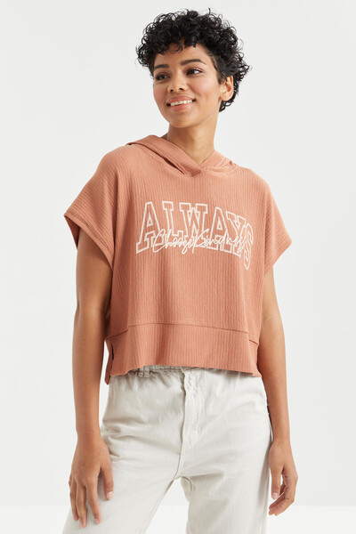 Tommylife Wholesale Cinnamon Colour With Text Printed Hooded Oversize Crop Top Women's T-shirt - 97229 - Thumbnail