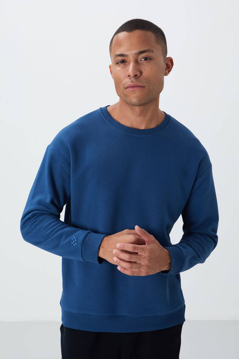 TommyLife - Tommylife Wholesale Crew Neck Comfort Fit Basic Men's Sweatshirt 88418 Parliament