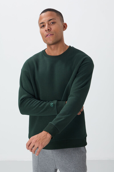 Tommylife Wholesale Crew Neck Comfort Fit Basic Men's Sweatshirt 88418 Pine Green - Thumbnail