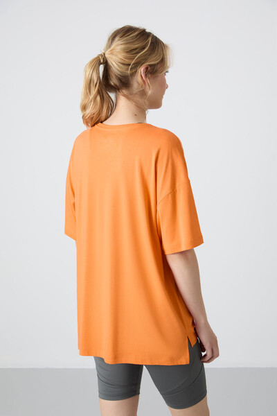 Tommylife Wholesale Crew Neck Oversize Basic Women's T-Shirt 97285 Orange - Thumbnail