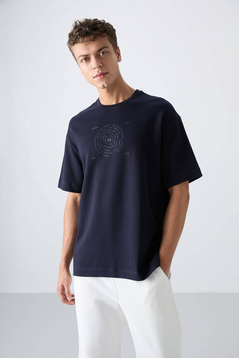 TOMMYLIFE - Tommylife Wholesale Crew Neck Oversize Printed Men's T-Shirt 88324 Navy Blue