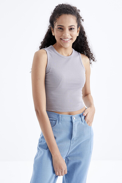 Tommylife Wholesale Gray Basic Crew Neck Women's Crop Top Tank - 97204 - Thumbnail