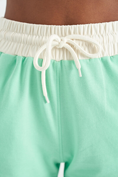Tommylife Wholesale Mint Green Oval Hem Cut Women's Shorts - 02157 - Thumbnail