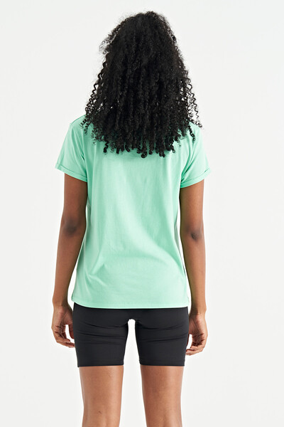 Tommylife Wholesale Mint Green Short Sleeve O-Neck Oversize Women's T-shirt - 02242 - Thumbnail