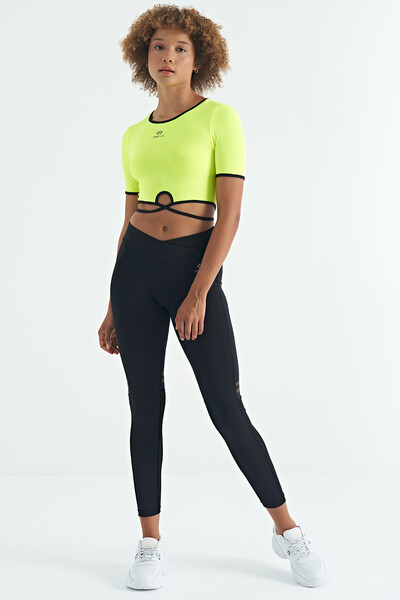 Tommylife Wholesale Neon Yellow Crew Neck Standard Fit Women's Crop T-Shirt - 97266 - Thumbnail