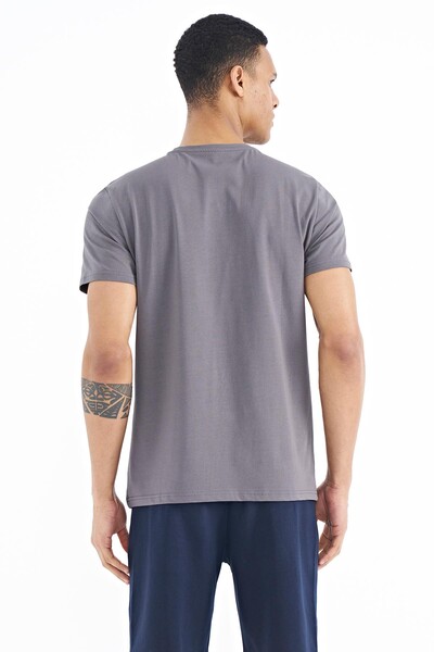 Tommylife Wholesale Oscar Crew Neck Standard Fit Printed Men's T-Shirt 88226 Dark Gray - Thumbnail