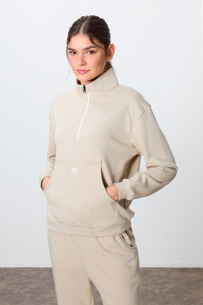 Tommylife Wholesale Oversize Stand Collar Jogger Women's Tracksuit Set 95342 Beige - Thumbnail