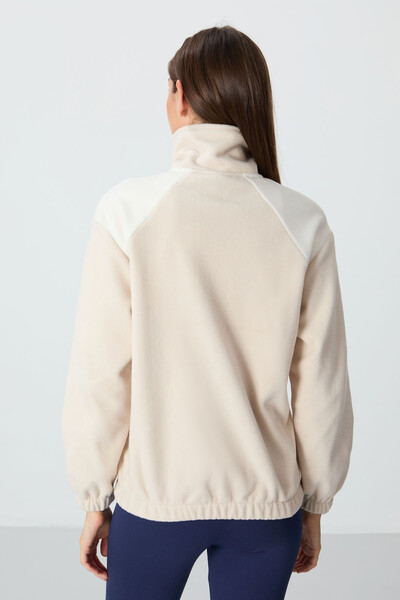 Tommylife Wholesale Stand Collar Oversize Zippered Women's Fleece Sweatshirt 97293 Beige - Thumbnail