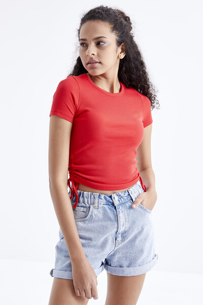 Tommylife Wholesale Vermilion Basic Side Drawstring Bike Collar Crop Top Women's T-shirt - 97203 - Thumbnail