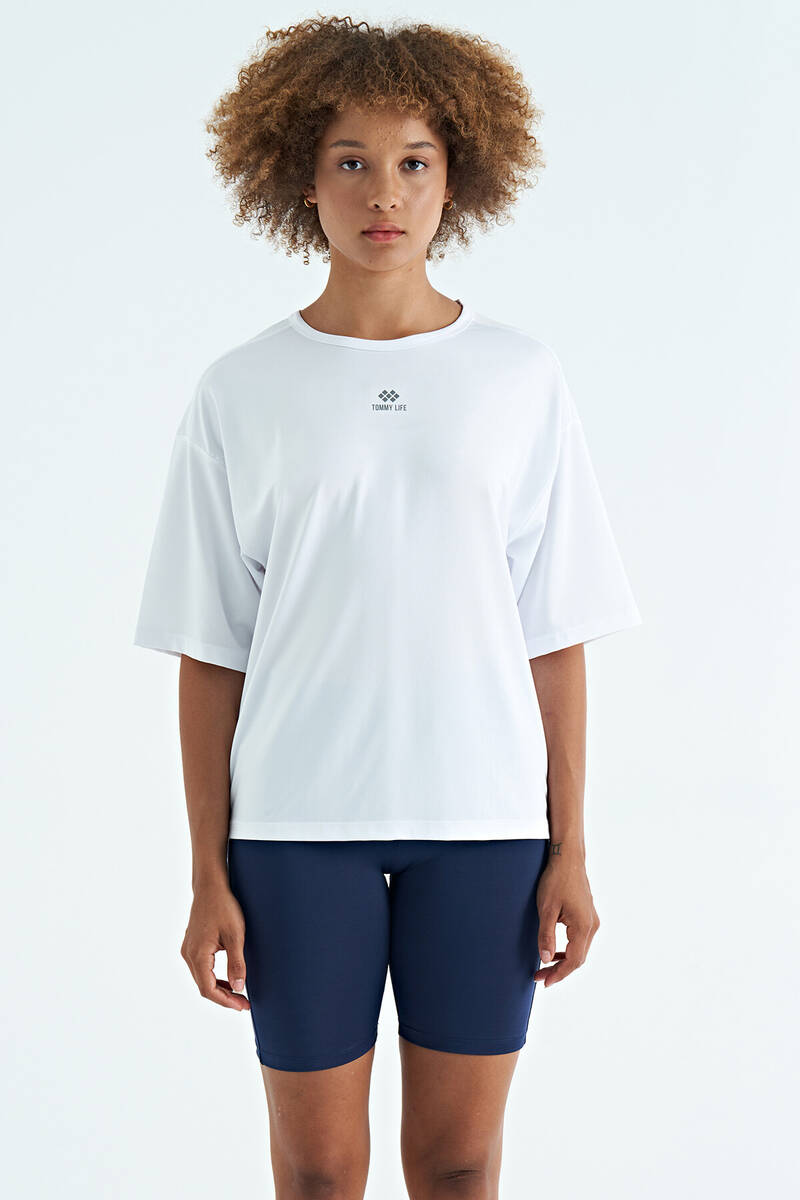 TOMMYLIFE - Tommylife Wholesale White Crew Neck Oversize Women's T-Shirt - 97263