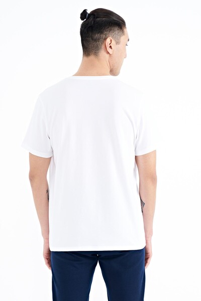 Tommylife Wholesale White Crew Neck Standard Fit Men's T-Shirt - 88232 - Thumbnail