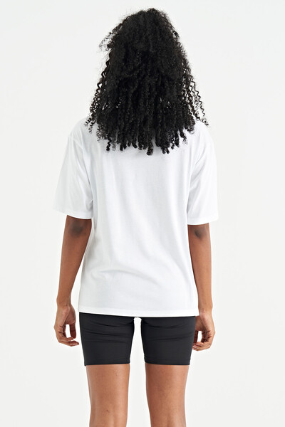 Tommylife Wholesale White O-Neck Oversize Women's T-Shirt - 02305 - Thumbnail