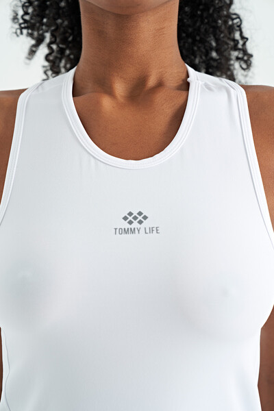 Tommylife Wholesale White Slit Crew Neck Standard Fit Women's Sport Tank Top - 97256 - Thumbnail