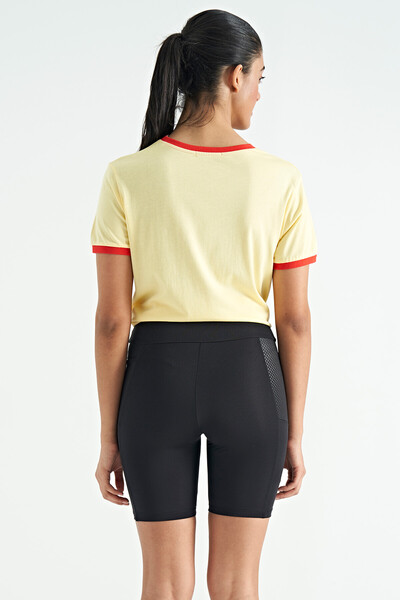 Tommylife Wholesale Yellow Lacing Detail Cropped Fit Women's T-shirt - 02270 - Thumbnail