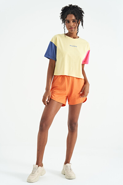 Tommylife Wholesale Yellow Oversize Printed Crop Women's T-shirt - 02266 - Thumbnail